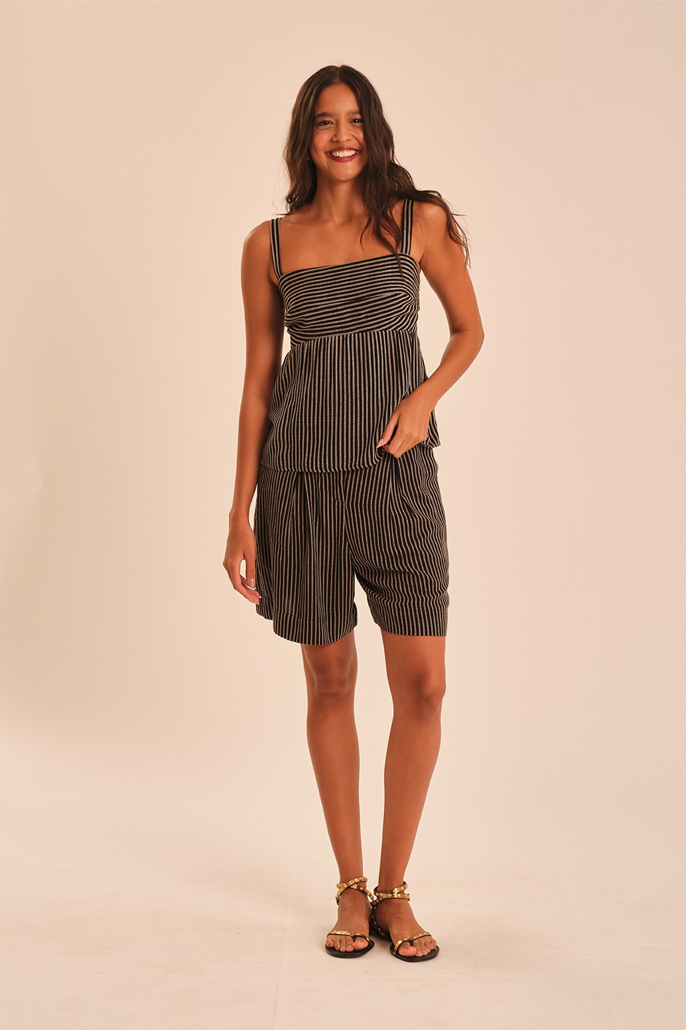 Bermuda Maquinetado Gold Preto