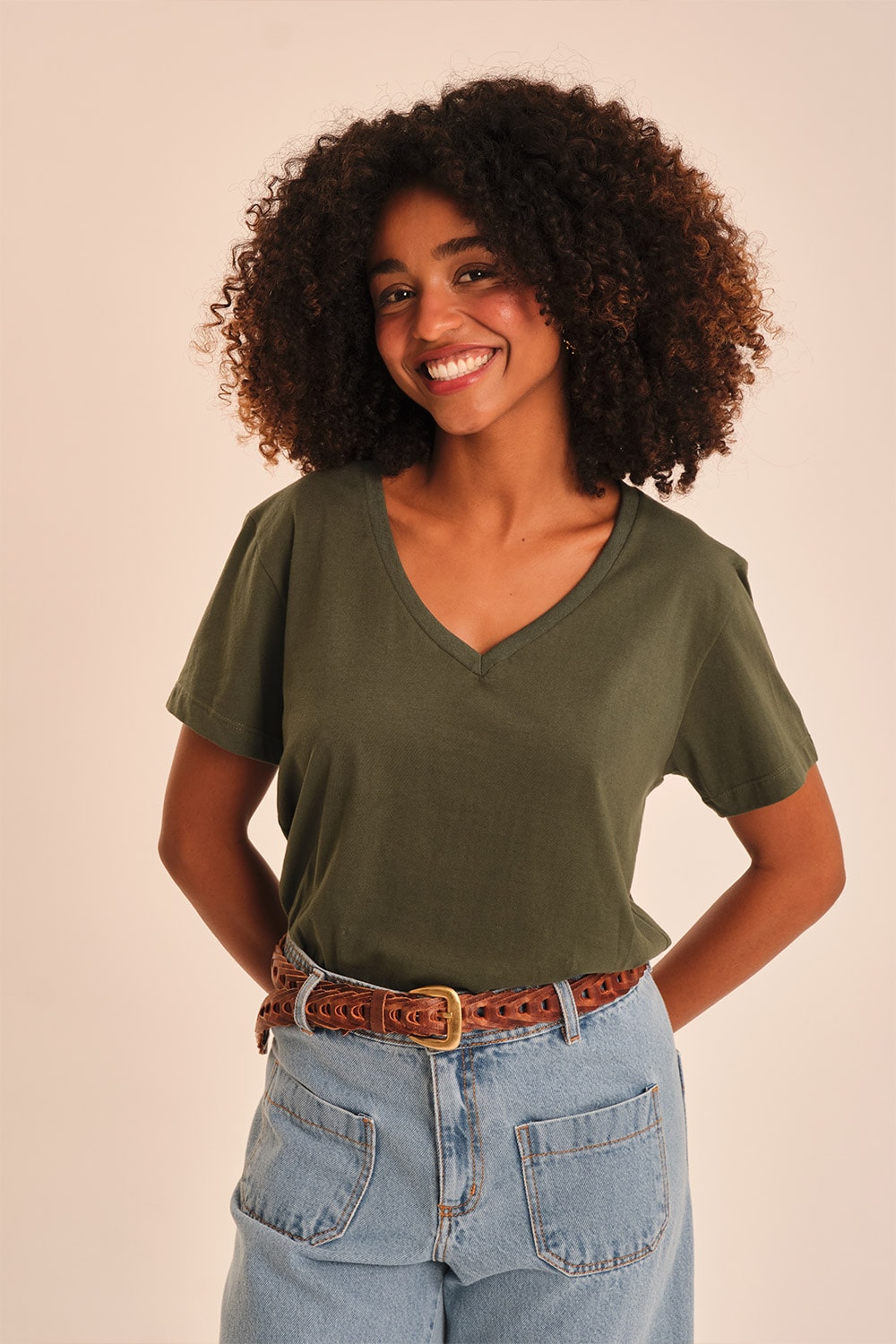 Blusa Basica Gola V Verde Jade