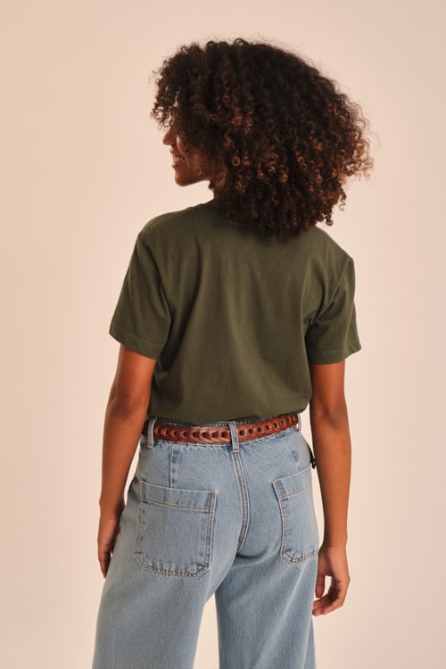 Blusa Basica Gola V Verde Jade - foto 5