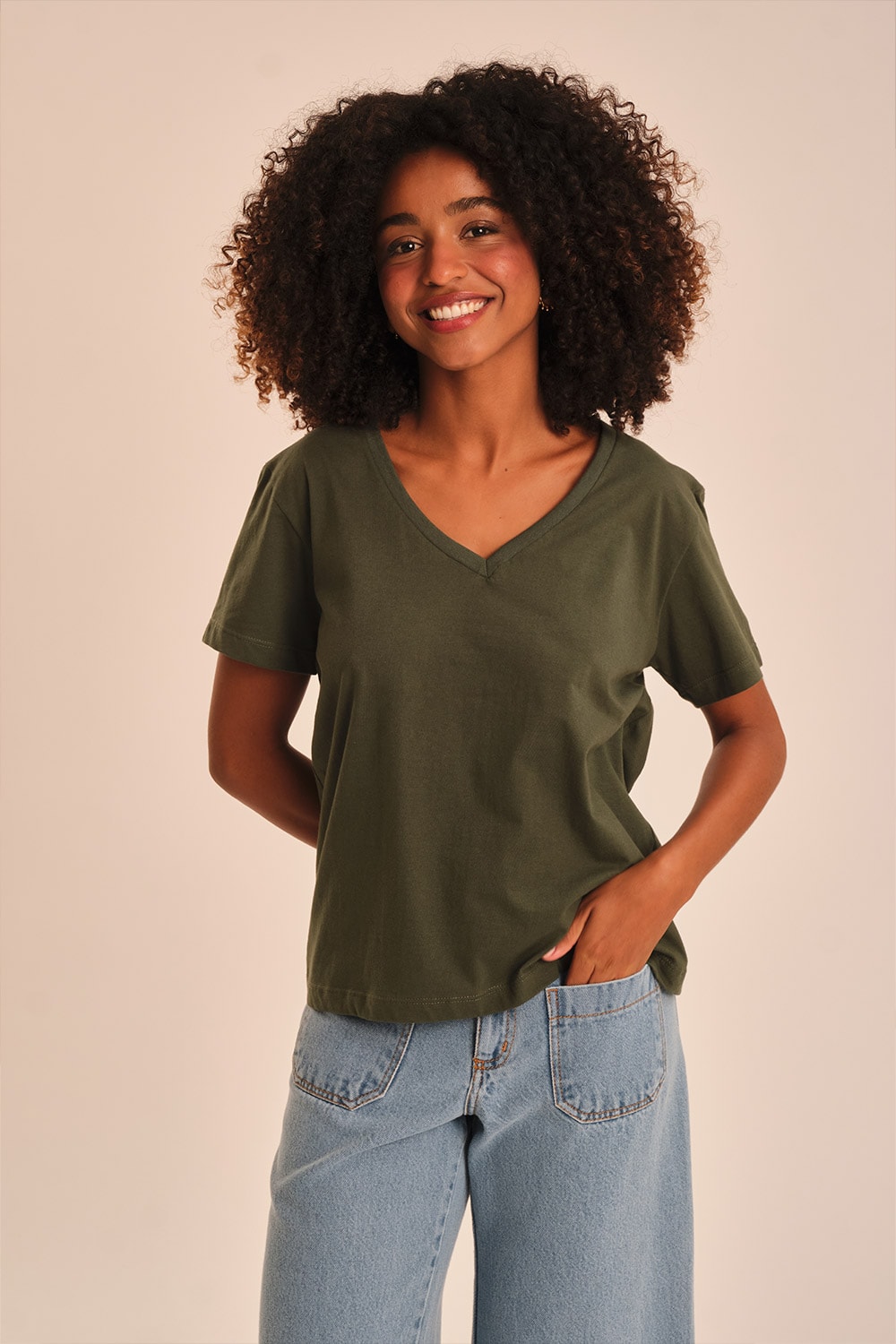 Blusa Basica Gola V Verde Jade