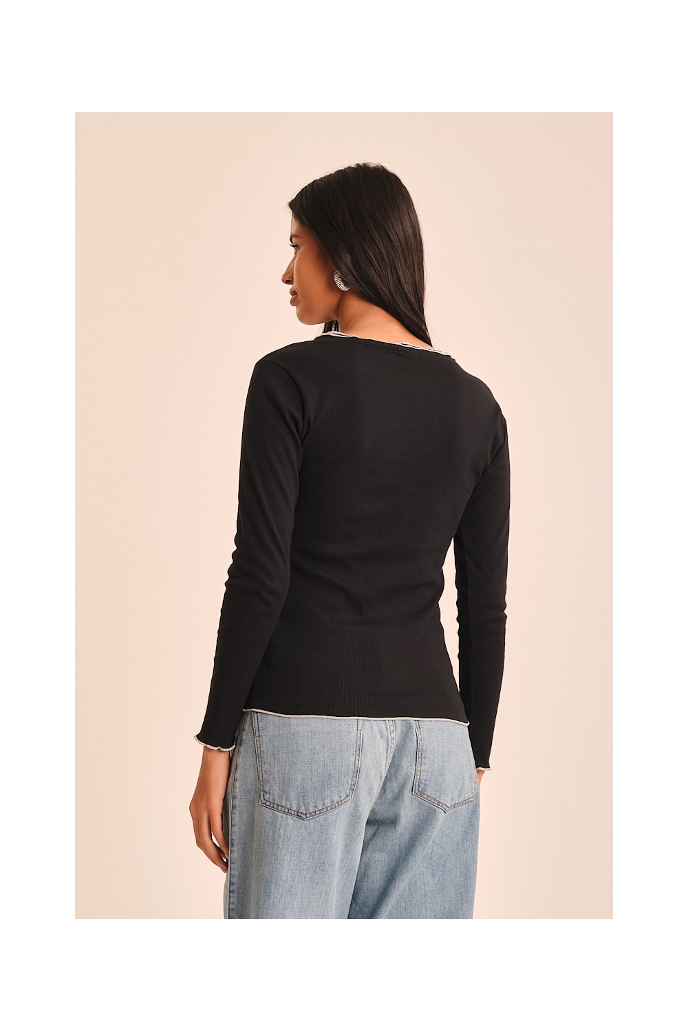 image_6b85059f-c3d8-40cb-b83c-a5139213a341