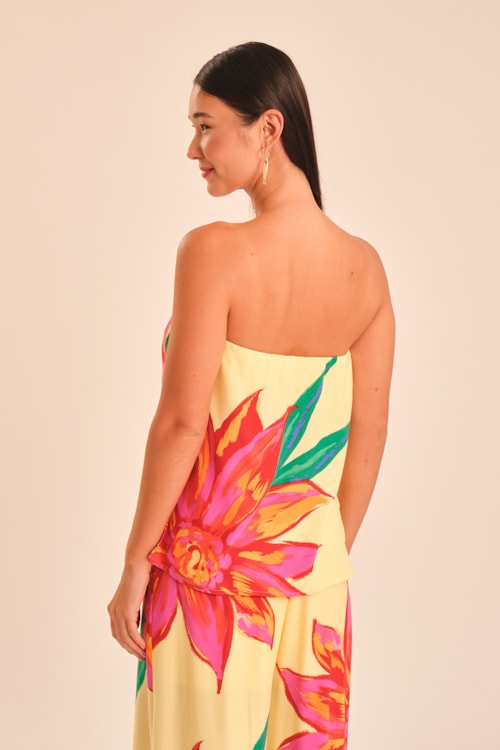 Blusa Floral Bold Estampado - foto 6