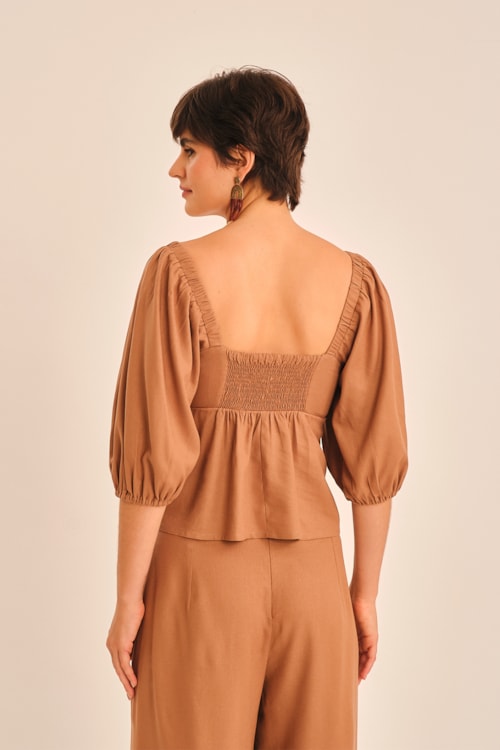 Blusa Linho Miragem Bege Tahine - foto 8
