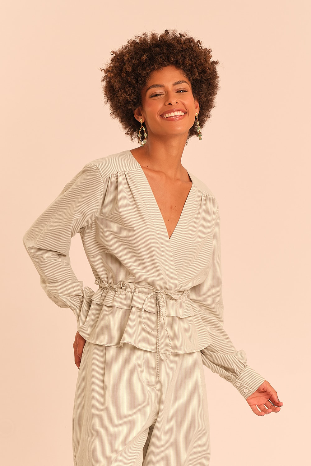 Blusa Listra Lina Verde Musgo