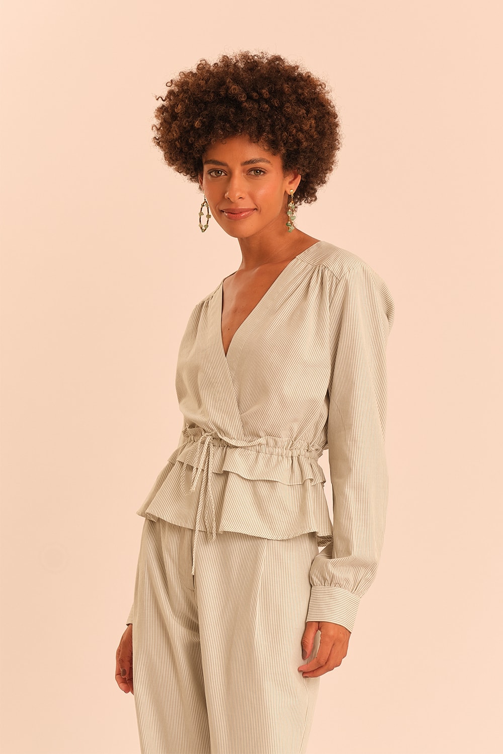 Blusa Listra Lina Verde Musgo