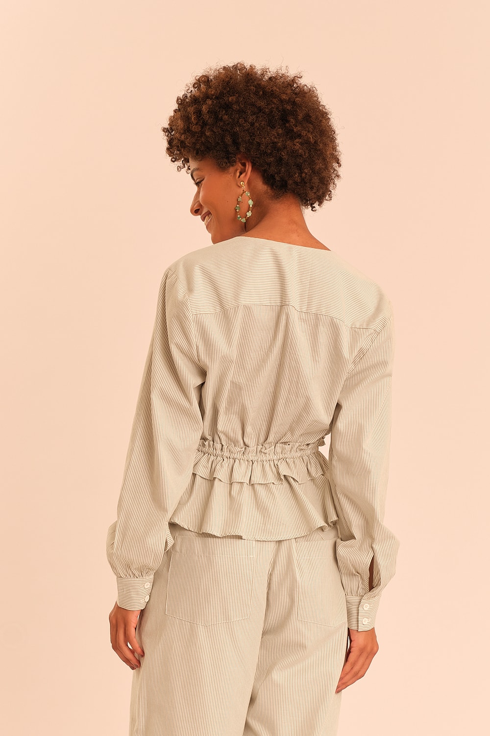 Blusa Listra Lina Verde Musgo