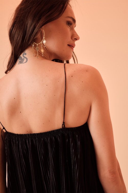 Blusa Malha Plissada Preto - foto 5