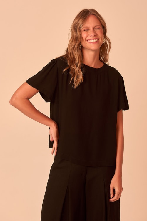 Blusa Manga Essencial Preto - foto 1