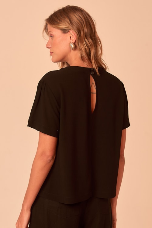Blusa Manga Essencial Preto - foto 2