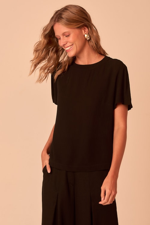 Blusa Manga Essencial Preto - foto 3