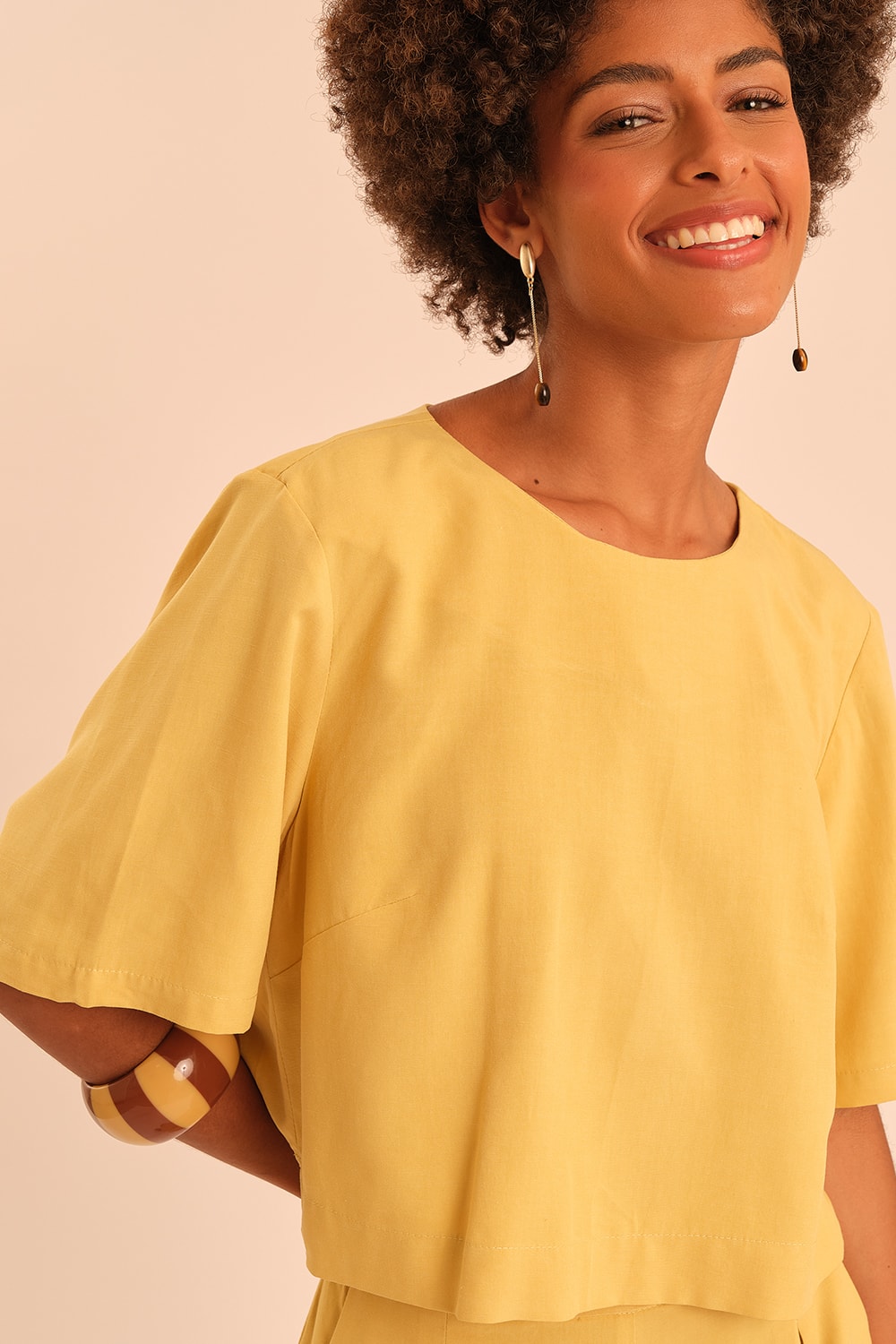 Blusa Mg Viscose Nilo Amarelo Acafrao