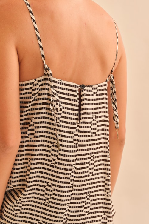 Blusa Peixe Abstrato Estampado - foto 5
