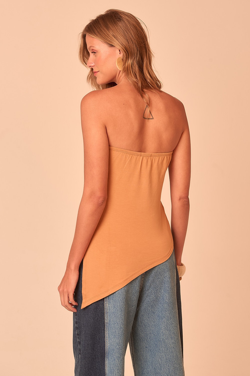 Blusa Recorte Assimetrica Bege