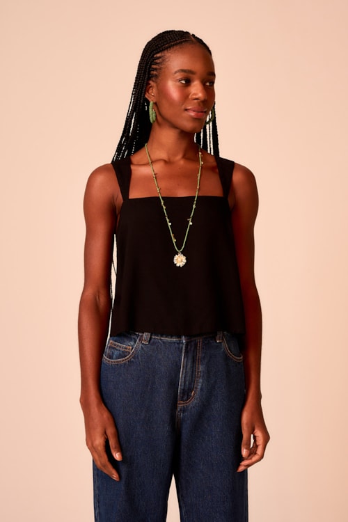 Blusa Refugio Preto - foto 1