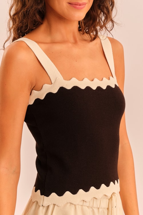Blusa Tricot Detalhe Ondas Preto - foto 2