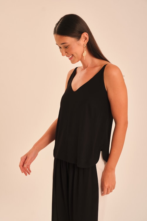Blusa Viscose Real Basica Preto - foto 3