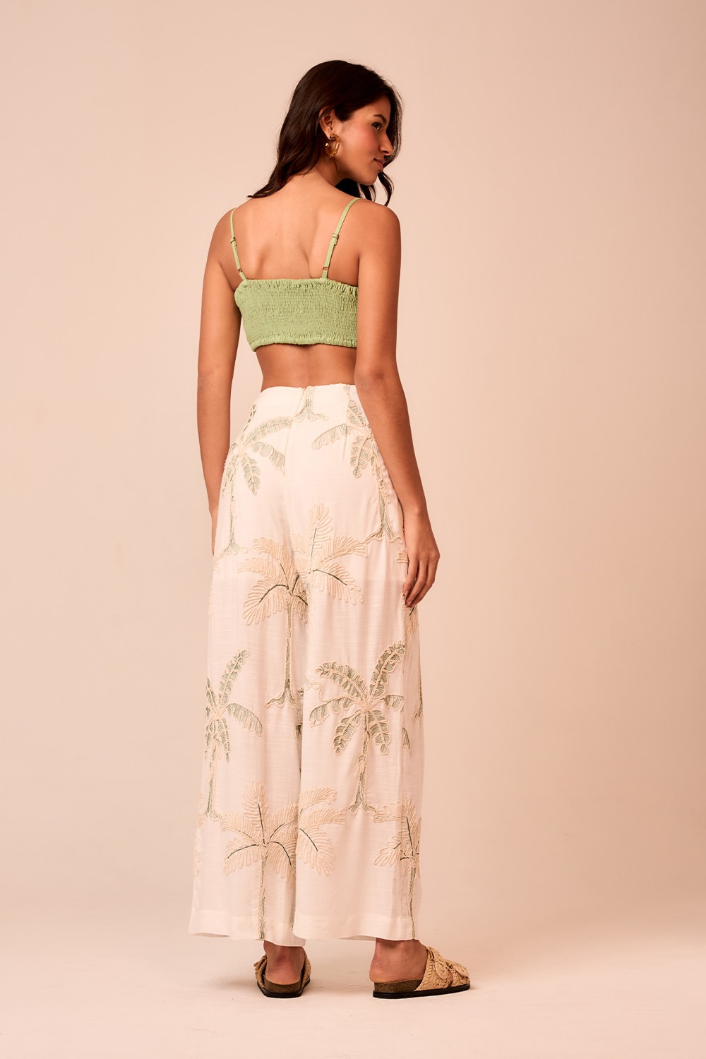 image_aaf492ec-890e-4025-8c4b-e17dbbd32560