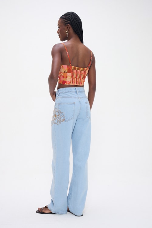 Calca Jeans Bordado Flor Jeans Claro - foto 4