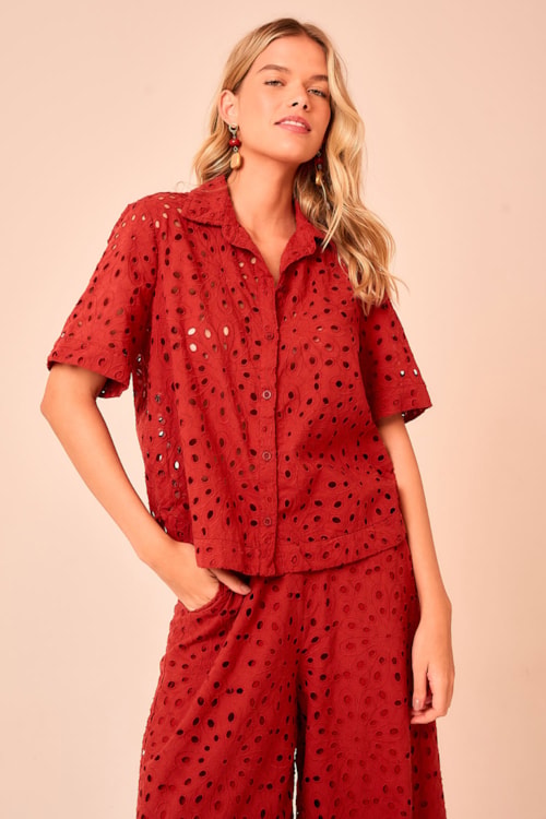 Camisa Laise Flower Vermelho Tinto - foto 1