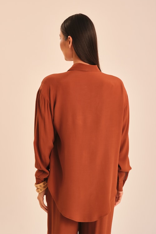 Camisa Tamara Marrom Argila - foto 4