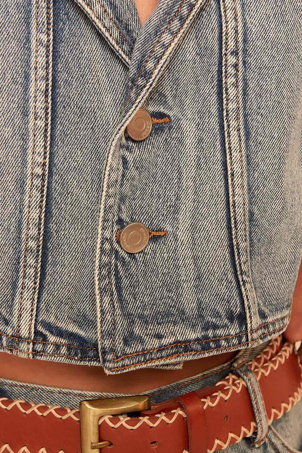 image_66ee0b09-9154-481b-8da9-708223118e7a