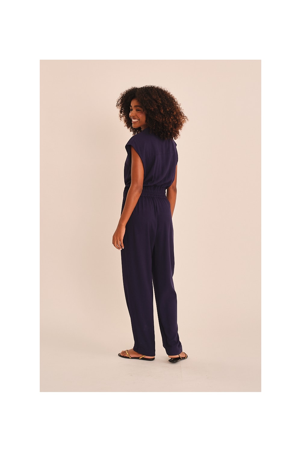 image_e6b32aa6-7997-4179-9a41-3d6824deedd8