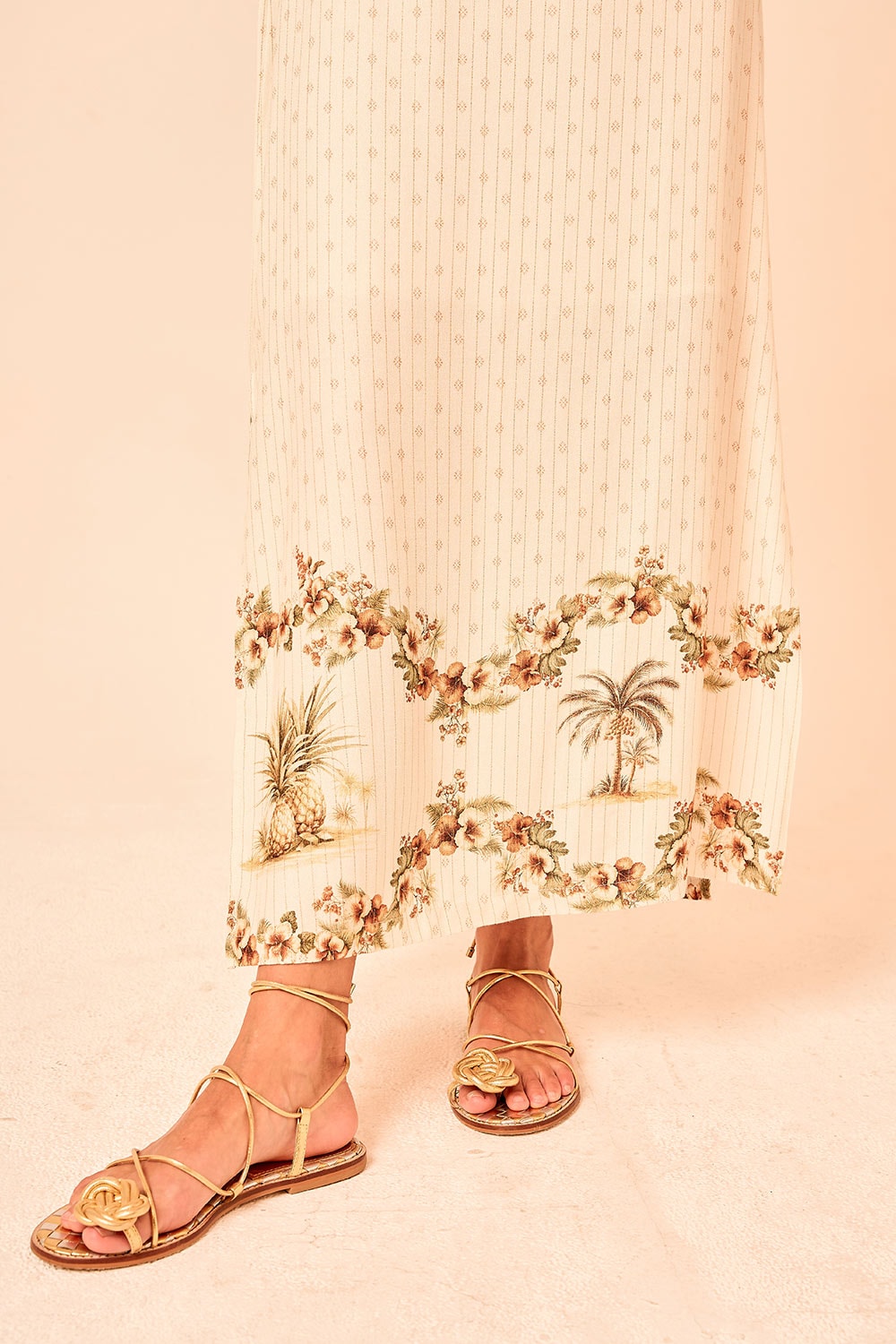 Saia Cropped Barrado Tropical Estampado