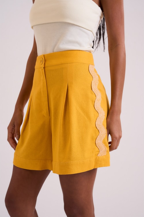 Short Balneario Amarelo Gold - foto 4