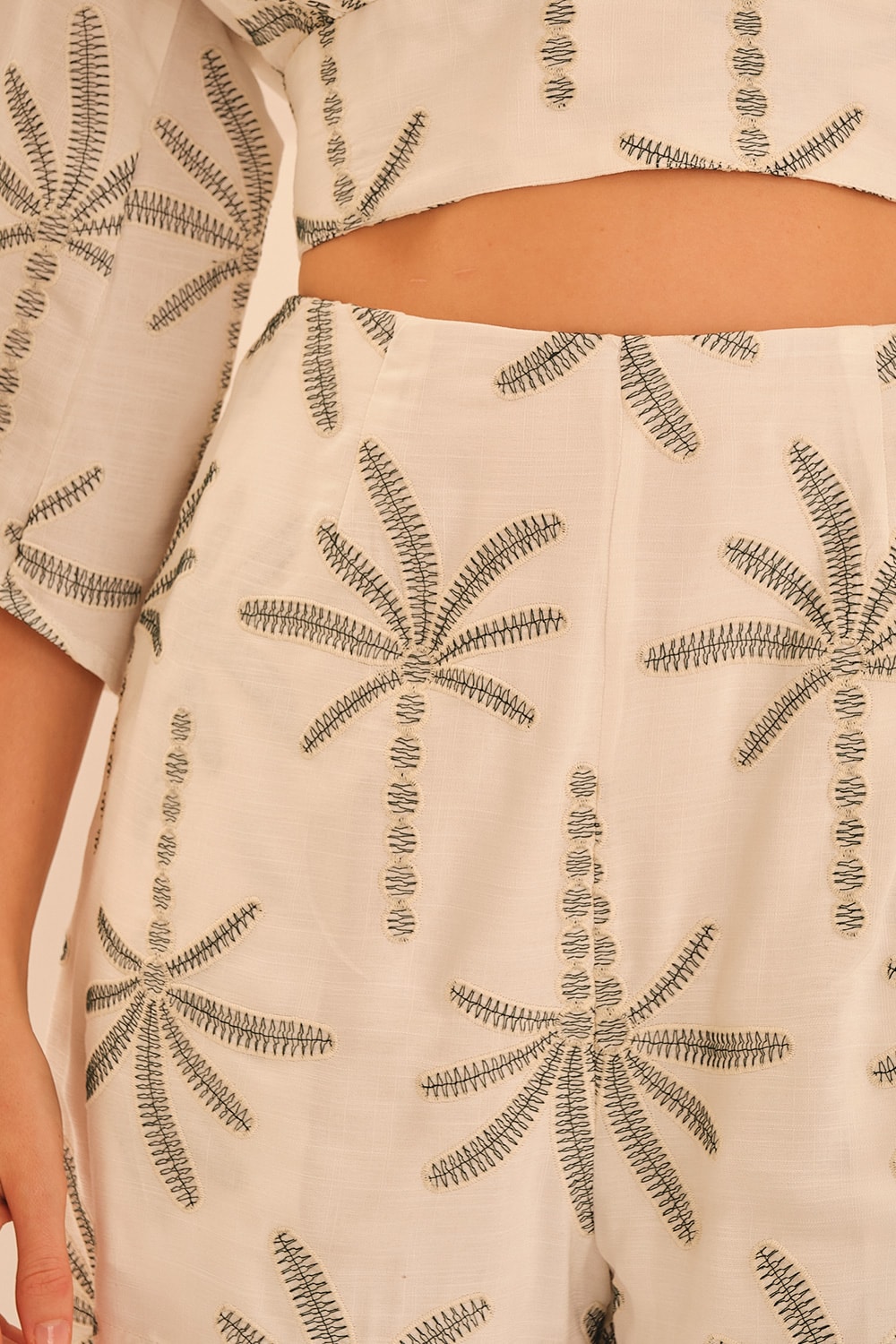 Short Coqueiro Balneario Off