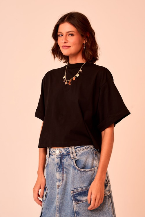 T Shirt Malha Gola Alta Preto - foto 1