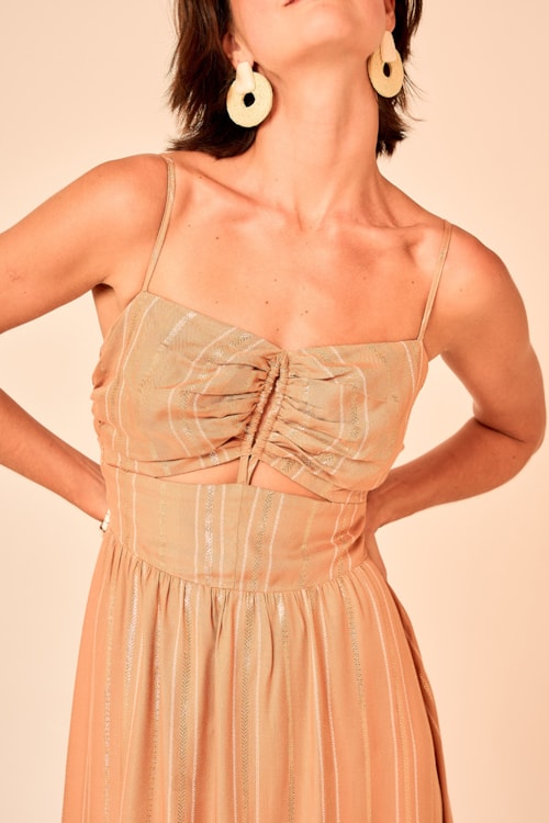 Vestido Cropped Chevron Lurex Bege - foto 3