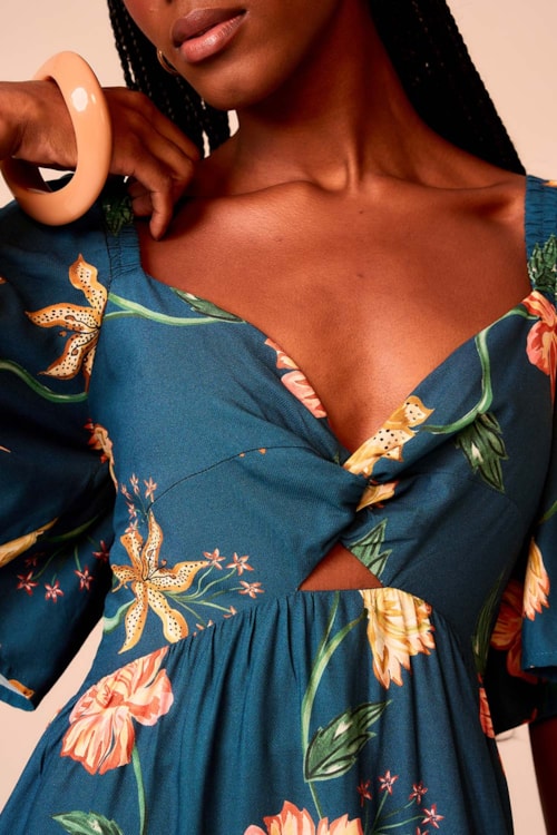 Vestido Cropped Floral Noturno Estampado - foto 4