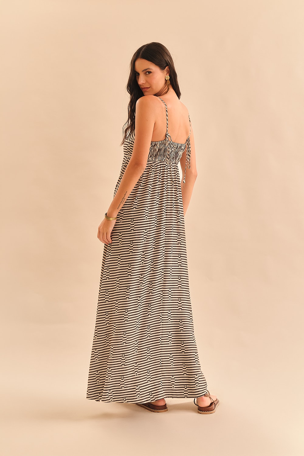Vestido Cropped Peixe Abstrato Estampado