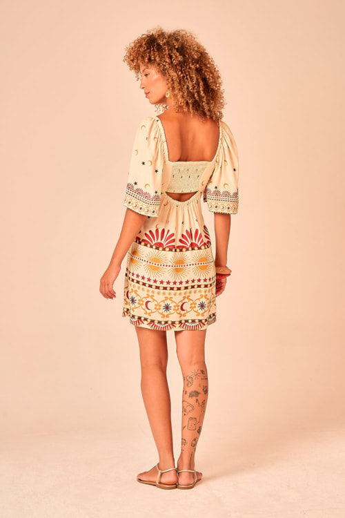 Vestido Curto Ceu Encantado Estampado - foto 5