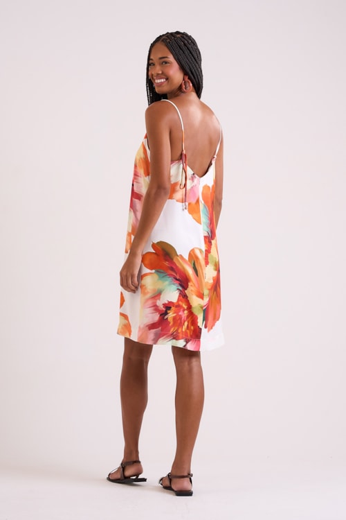 Vestido Curto Floral Aquarela Estampado - foto 5