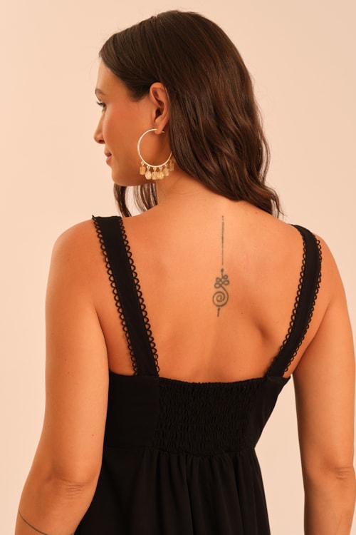 Vestido Curto Viscose Urban Preto - foto 5