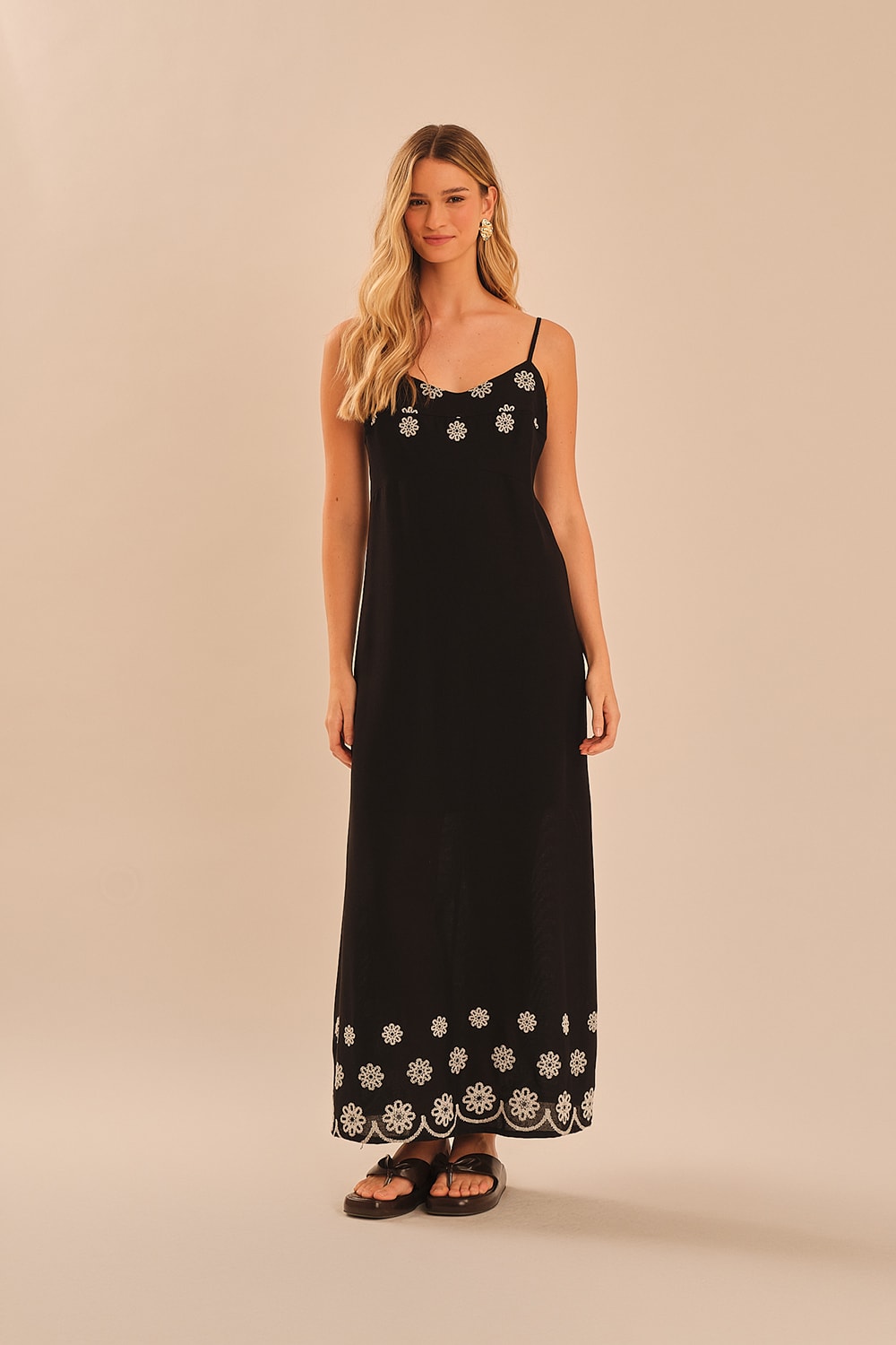 Vestido Flor Barrado Preto